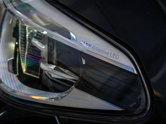 BMW 5-Serie Touring 520i High Executive / Pano / HUD / ACC / CarPlay / Stoelverwarming