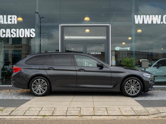 BMW 5-Serie Touring 520i High Executive / Pano / HUD / ACC / CarPlay / Stoelverwarming