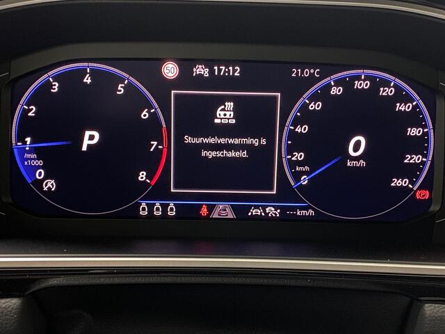 Volkswagen T-ROC 1.5 TSI R-Line edition IQ Light/Matrix Koplampen Camera IQ Drive ACC Carplay Virtual Cockpit e Auto