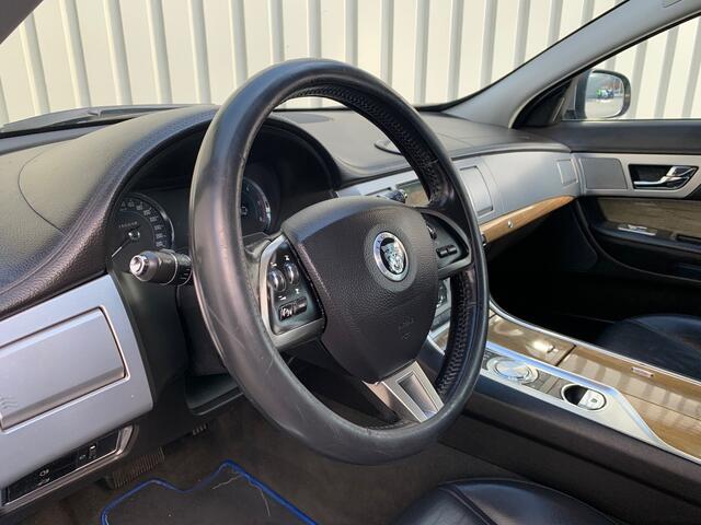 Jaguar XF Sportbrake 2.2D Business Edition|Automaat|Navigatie|leder|