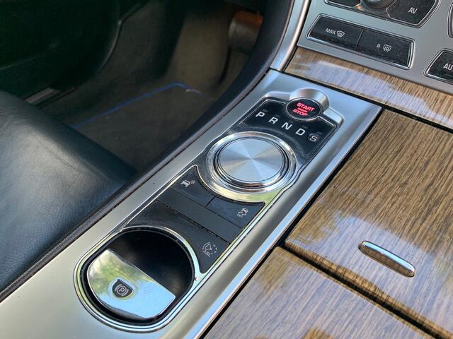 Jaguar XF Sportbrake 2.2D Business Edition|Automaat|Navigatie|leder|
