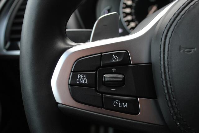 BMW X4 xDrive20i High Executive M Sport / HUD / Keyless