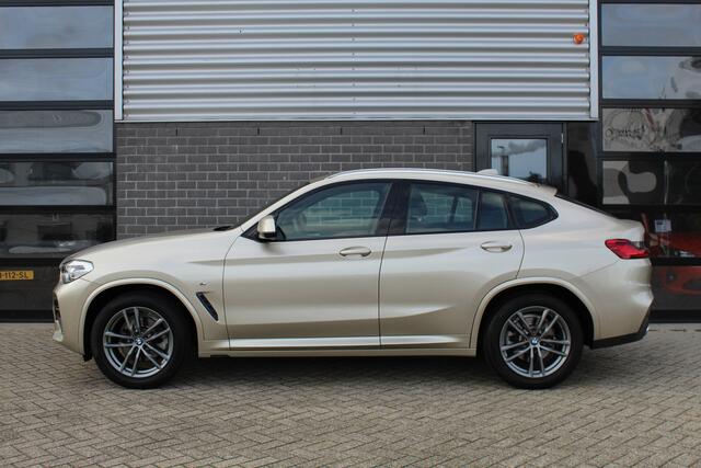 BMW X4 xDrive20i High Executive M Sport / HUD / Keyless