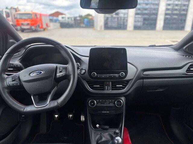 Ford Puma 1.0 EcoBoost Hybrid ST-LINE X