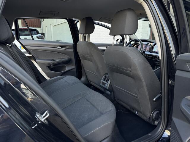 Volkswagen Golf Variant 1.0 TSI, Camera Carplay Adaptieve Cruise Control VAKANTIEGELD WEKEN