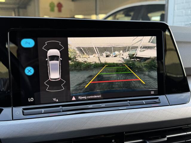 Volkswagen Golf Variant 1.0 TSI, Camera Carplay Adaptieve Cruise Control VAKANTIEGELD WEKEN