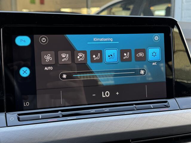 Volkswagen Golf Variant 1.0 TSI, Camera Carplay Adaptieve Cruise Control VAKANTIEGELD WEKEN