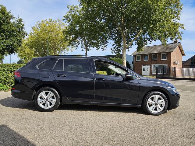 Volkswagen Golf Variant 1.0 TSI, Camera Carplay Adaptieve Cruise Control VAKANTIEGELD WEKEN