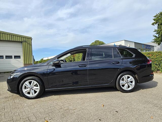 Volkswagen Golf Variant 1.0 TSI, Camera Carplay Adaptieve Cruise Control VAKANTIEGELD WEKEN