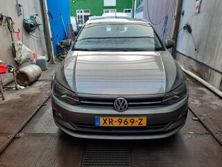 VOLKSWAGEN POLO Hatchback