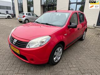 Dacia Sandero 1.2 Ambiance / 1 jaar apk / nap / apk / airco / 2 sleutels / 4 e banden / motor 100%