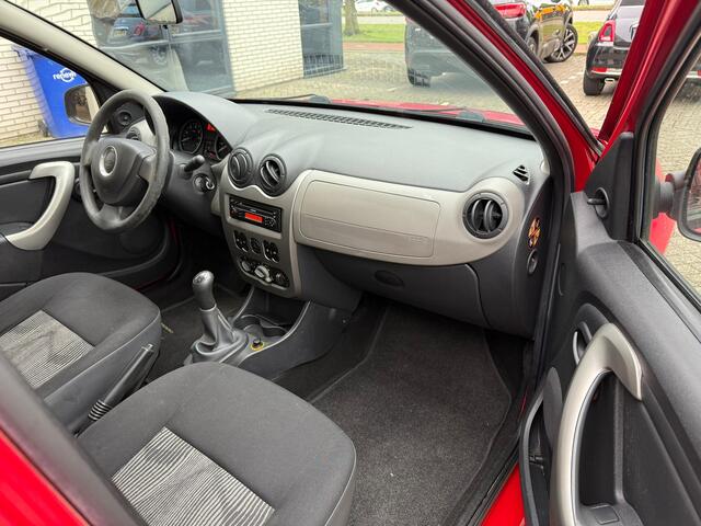Dacia Sandero 1.2 Ambiance / 1 jaar apk / nap / apk / airco / 2 sleutels / 4 e banden / motor 100%