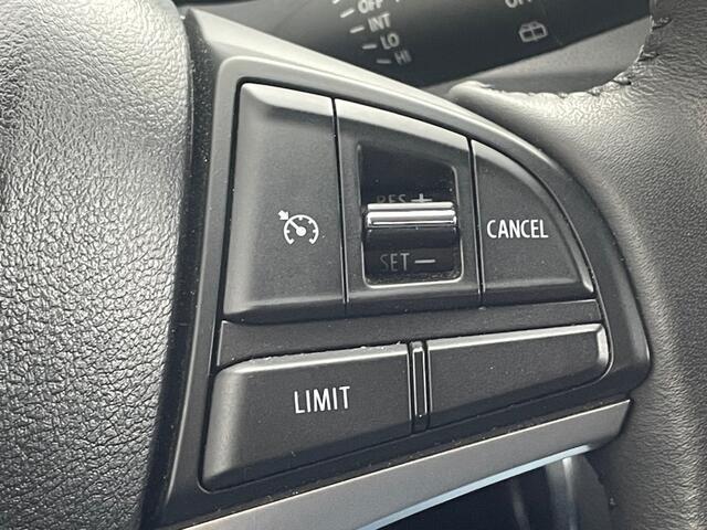Suzuki Ignis 1.2 Smart Hybrid Style Navigatie, Climate Control, Cruise Control, 16Lm, Achteruitrijcamera, Stoelverwarming, Keyless Entry