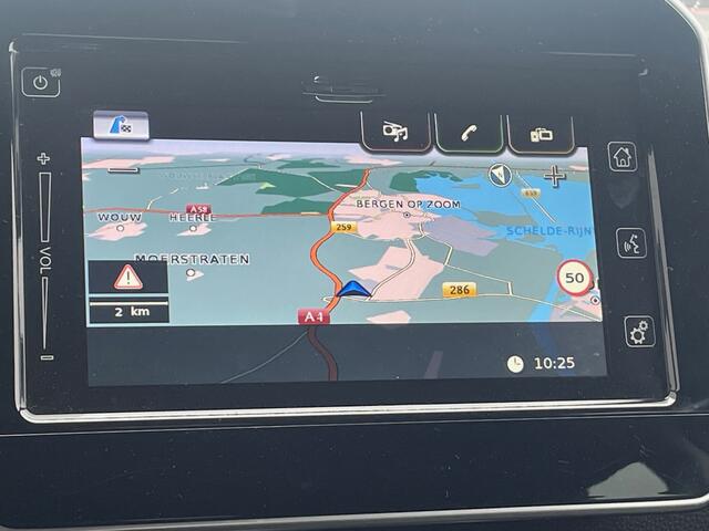 Suzuki Ignis 1.2 Smart Hybrid Style Navigatie, Climate Control, Cruise Control, 16Lm, Achteruitrijcamera, Stoelverwarming, Keyless Entry