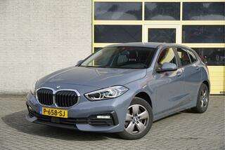BMW 1-SERIE 118i Automaat! Business Edition BJ2022 Lmv 16