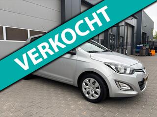HYUNDAI I 20 1.2i i-Deal 5drs|Airco|Parkeersensoren|Trekhaak|Grote beurt|Nieuwe APK