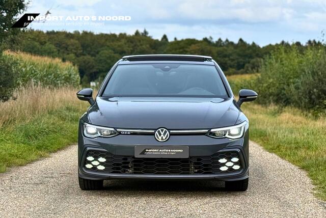 Volkswagen Golf 8 GTE Pano Black style ACC 18 inch BTW verrekenbaar