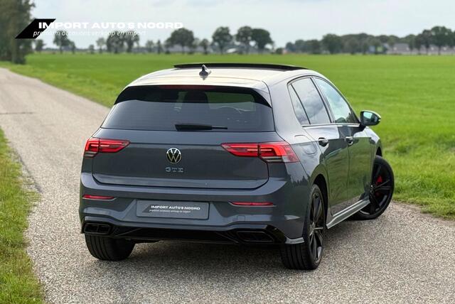 Volkswagen Golf 8 GTE Pano Black style ACC 18 inch BTW verrekenbaar