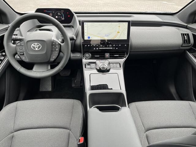 Toyota Bz4x Dynamic 71 kWh | Navigatie | Apple CarPlay/Android auto | Achteruitrijcamera | Stoelverwarming | Stuurverwarming | Panoramadak