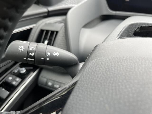 Toyota Bz4x Dynamic 71 kWh | Navigatie | Apple CarPlay/Android auto | Achteruitrijcamera | Stoelverwarming | Stuurverwarming | Panoramadak