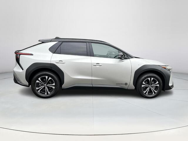 Toyota Bz4x Dynamic 71 kWh | Navigatie | Apple CarPlay/Android auto | Achteruitrijcamera | Stoelverwarming | Stuurverwarming | Panoramadak