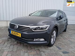 VOLKSWAGEN PASSAT Variant 1.5 TSI Comfortline Business - Clima - Schade - BPM