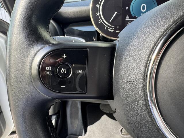 Mini Cooper Mini 1.5 AutomaatLEDNaviStoelverwarming