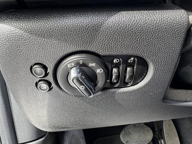 Mini Cooper Mini 1.5 AutomaatLEDNaviStoelverwarming