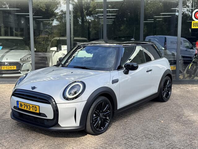Mini Cooper Mini 1.5 AutomaatLEDNaviStoelverwarming