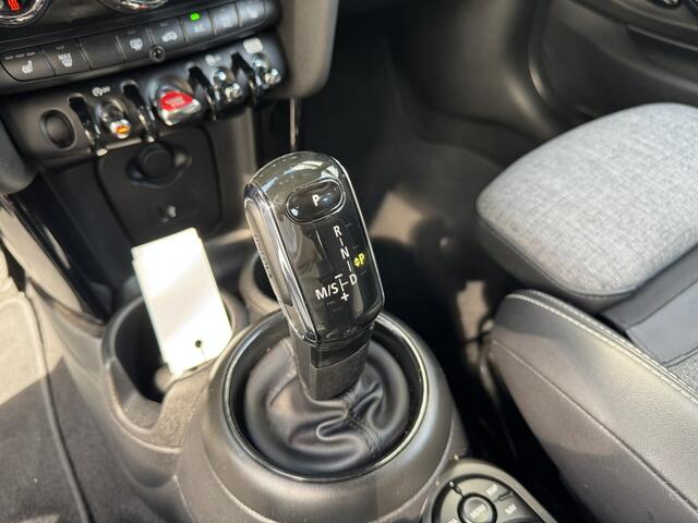Mini Cooper Mini 1.5 AutomaatLEDNaviStoelverwarming