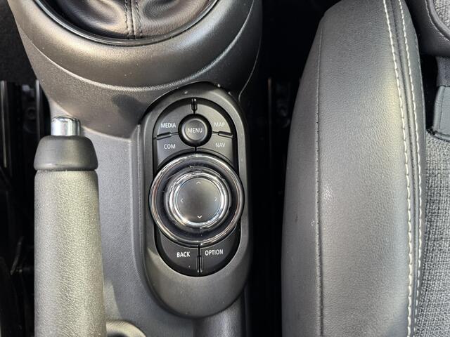 Mini Cooper Mini 1.5 AutomaatLEDNaviStoelverwarming