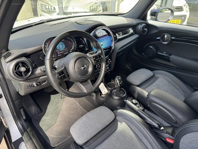 Mini Cooper Mini 1.5 AutomaatLEDNaviStoelverwarming