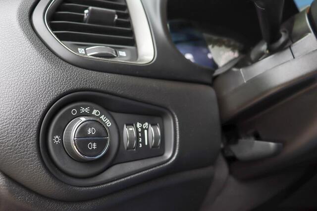 Jeep Renegade 1.0T Limited - 42.324 km