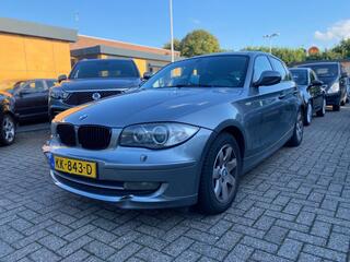 BMW 1-SERIE 116I HIGH EXECUTIVE XENON ECC PDC STOELVERWARMING