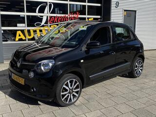 RENAULT TWINGO 1.0 SCe Intens 5Drs - Navigatie I PDC / Achteruitrij Camera I Airco I APK 09-2026 I Dealer Onderhouden