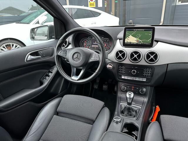 Mercedes-Benz B-Klasse B 180 Ambition Navigatie 65000 KM  org.ned. 