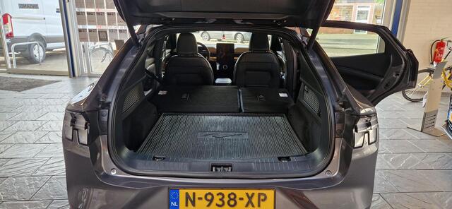 Ford Mustang Mach-E Extended First Edition AWD 98 kWh Garantie t/m juni 2028