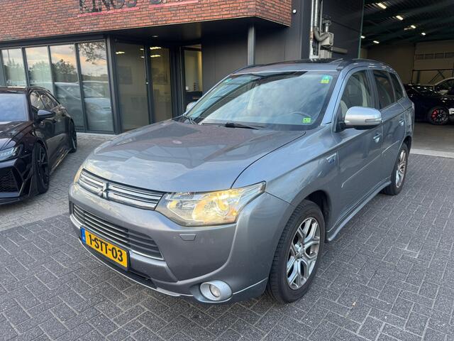 Mitsubishi Outlander 2.0 PHEV Instyle XENON Schuifdak Leder compleet onderhouden NAP