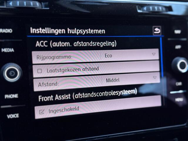 Volkswagen Golf Variant 1.5 TSI Highline DSG NAVIGATIE TREKHAAK LED DEALERONDERHOUDEN