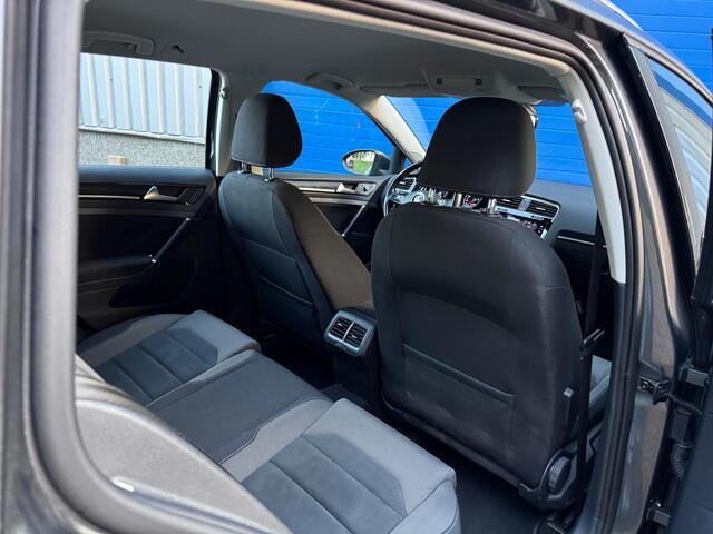 Volkswagen Golf Variant 1.5 TSI Highline DSG NAVIGATIE TREKHAAK LED DEALERONDERHOUDEN