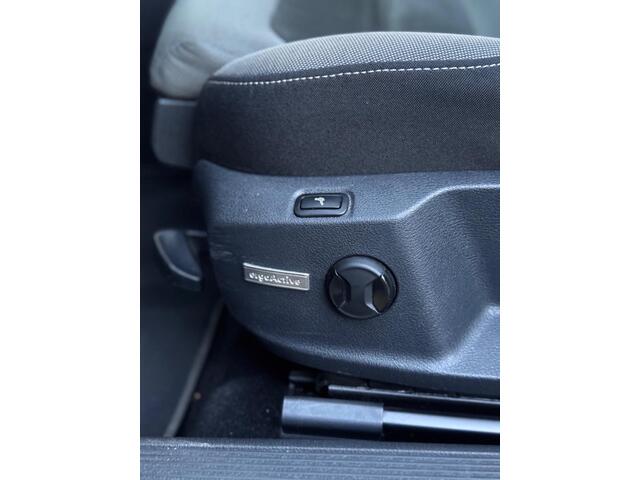 Volkswagen Golf Variant 1.5 TSI Highline DSG NAVIGATIE TREKHAAK LED DEALERONDERHOUDEN