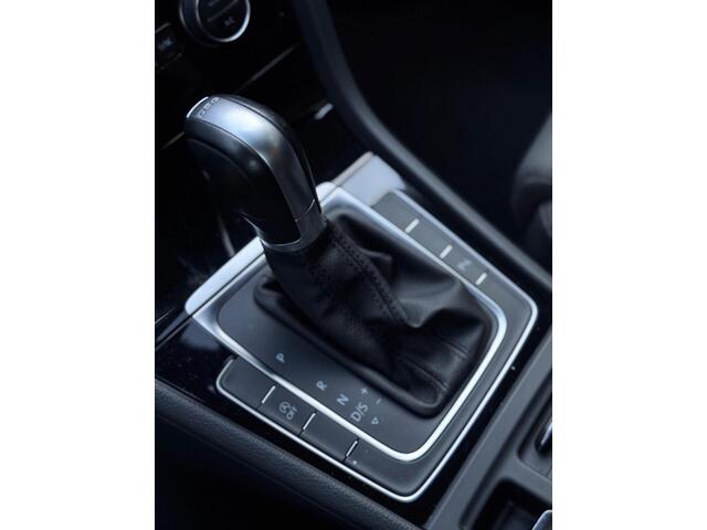 Volkswagen Golf Variant 1.5 TSI Highline DSG NAVIGATIE TREKHAAK LED DEALERONDERHOUDEN