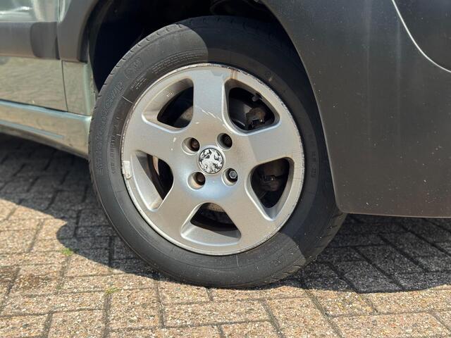 Peugeot Partner MPV 1.6-16V VTC 2004 Trekhaak NAP