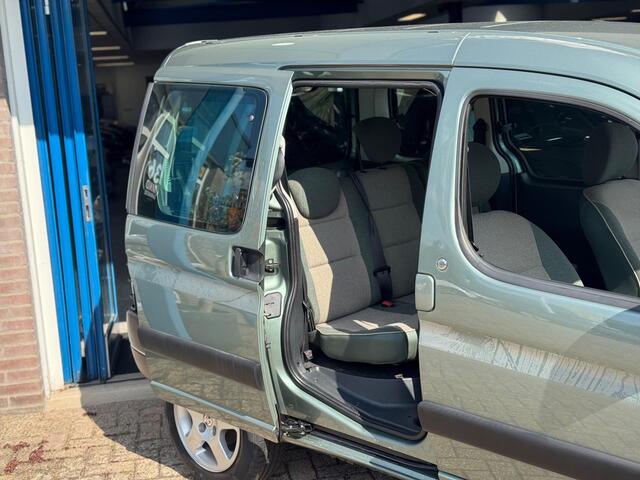 Peugeot Partner MPV 1.6-16V VTC 2004 Trekhaak NAP