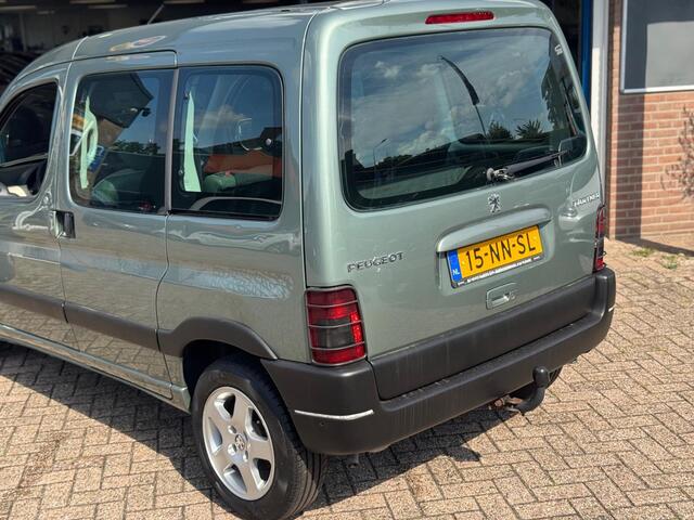 Peugeot Partner MPV 1.6-16V VTC 2004 Trekhaak NAP