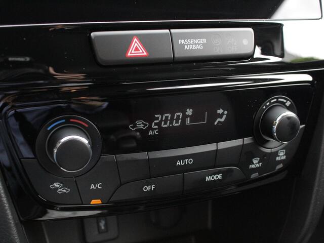 Suzuki Vitara 1.4 Boosterjet Select Smart Hybrid | � 4400,- DEMO VOORDEEL | Navi | Adap. Cruise | Camera | Park sens