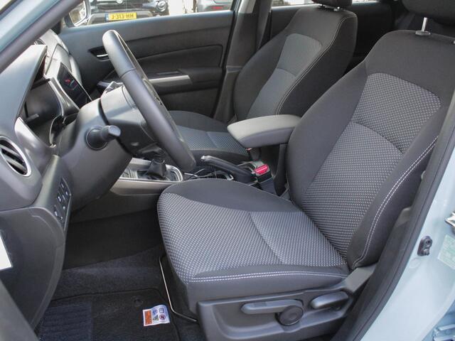 Suzuki Vitara 1.4 Boosterjet Select Smart Hybrid | � 4400,- DEMO VOORDEEL | Navi | Adap. Cruise | Camera | Park sens