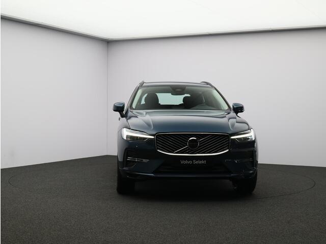 Volvo XC60 T6 350PK Plug-in hybrid AWD Essential / Adaptive Cruise / Stoel+Stuurverwarming / 19 Wielen / All-Seasonbanden / BLIS / Pilot Assist / Parkeersen