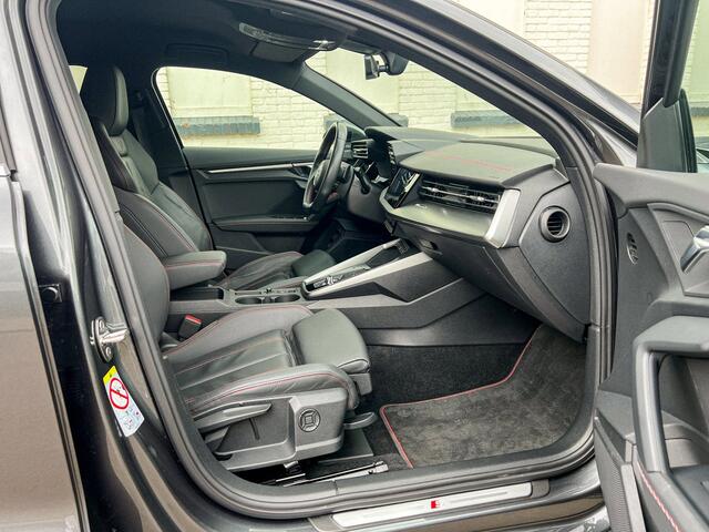 Audi A3 SPORTBACK 40 TFSIe 3x S Line/Leder/HeadUp/Camera/Dodehoek/Keyless/LED/Adaptive/Parkpilot/Virtual