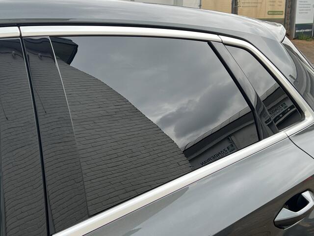 Audi A3 SPORTBACK 40 TFSIe 3x S Line/Leder/HeadUp/Camera/Dodehoek/Keyless/LED/Adaptive/Parkpilot/Virtual